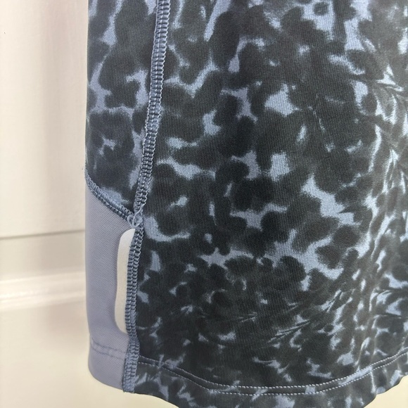 Athleta Women's Stardust Spinnerette Animal Print Workout Tank Top - Picture 9 of 9